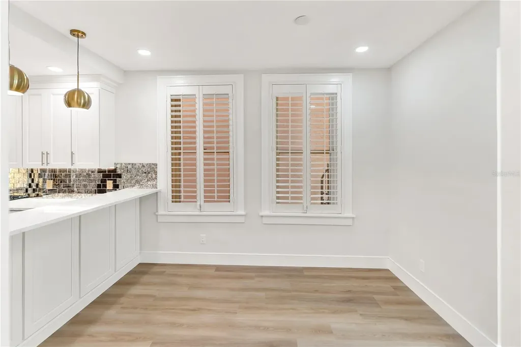 1221 N Palm Avenue Sarasota FL 34236