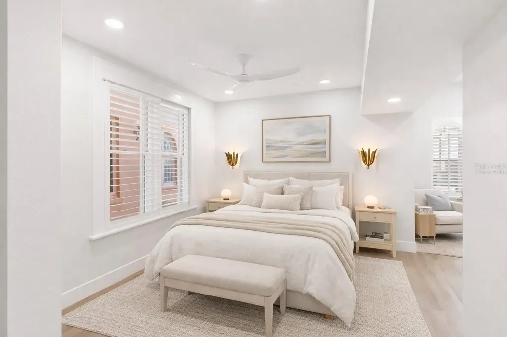 1221 N Palm Avenue Sarasota FL 34236