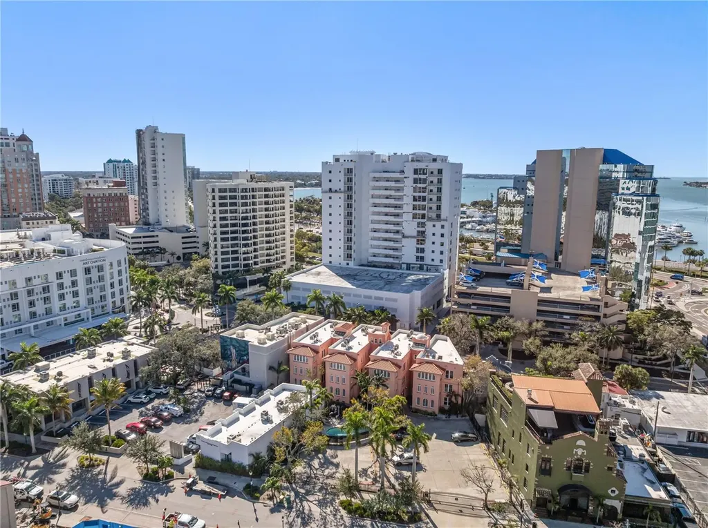 1221 N Palm Avenue Sarasota FL 34236