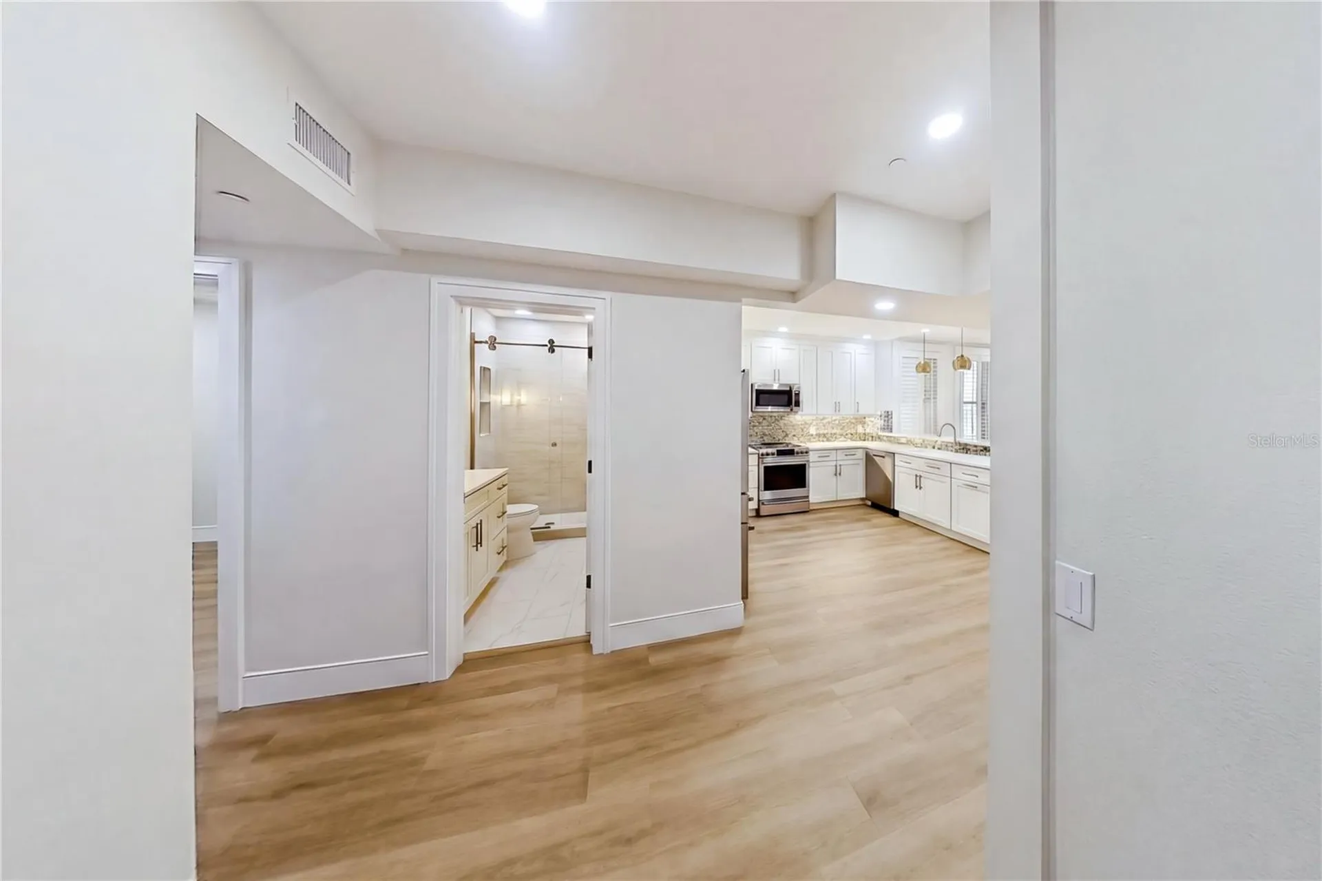 1221 N Palm Avenue Sarasota FL 34236