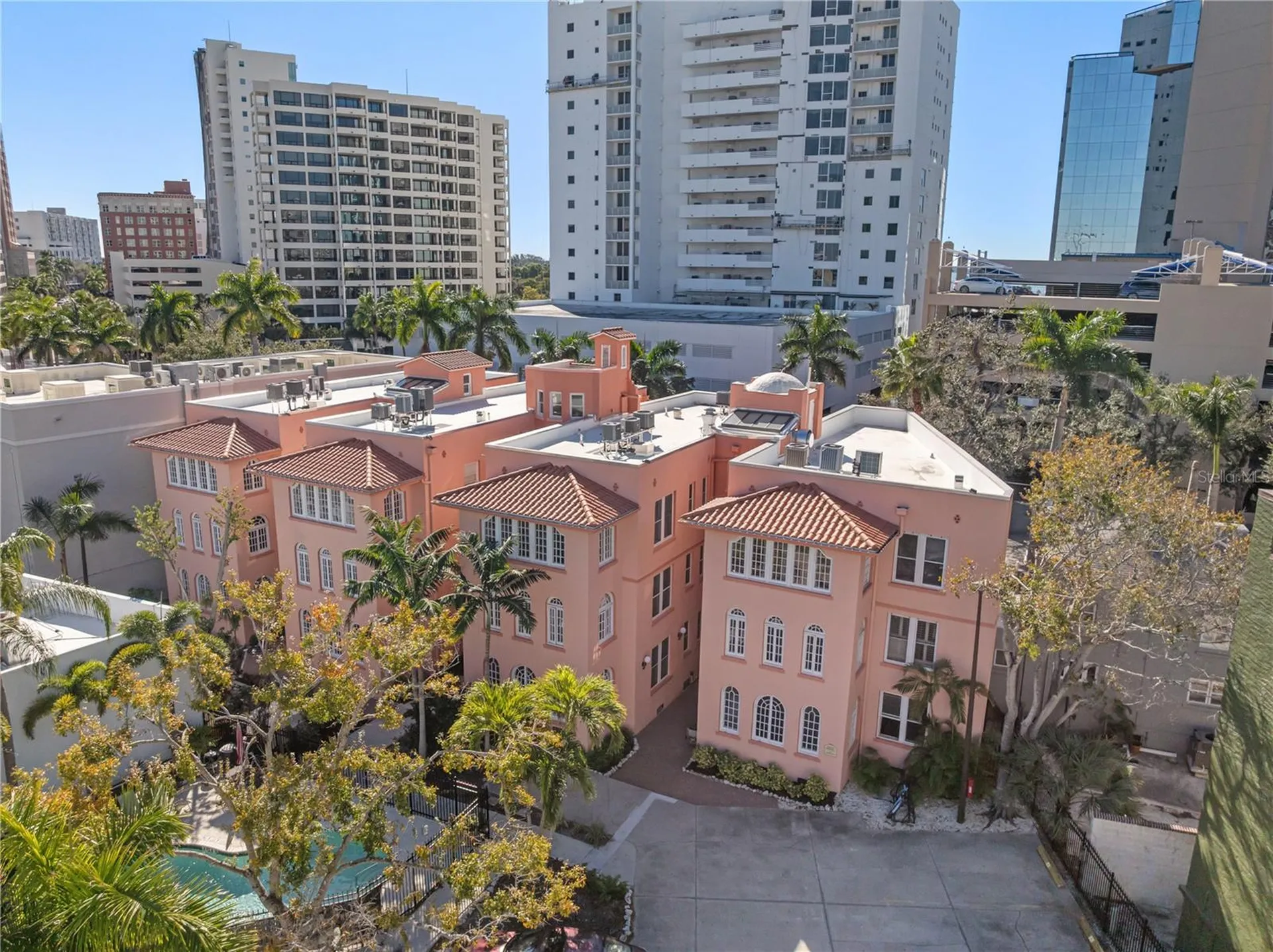 1221 N Palm Avenue Sarasota FL 34236
