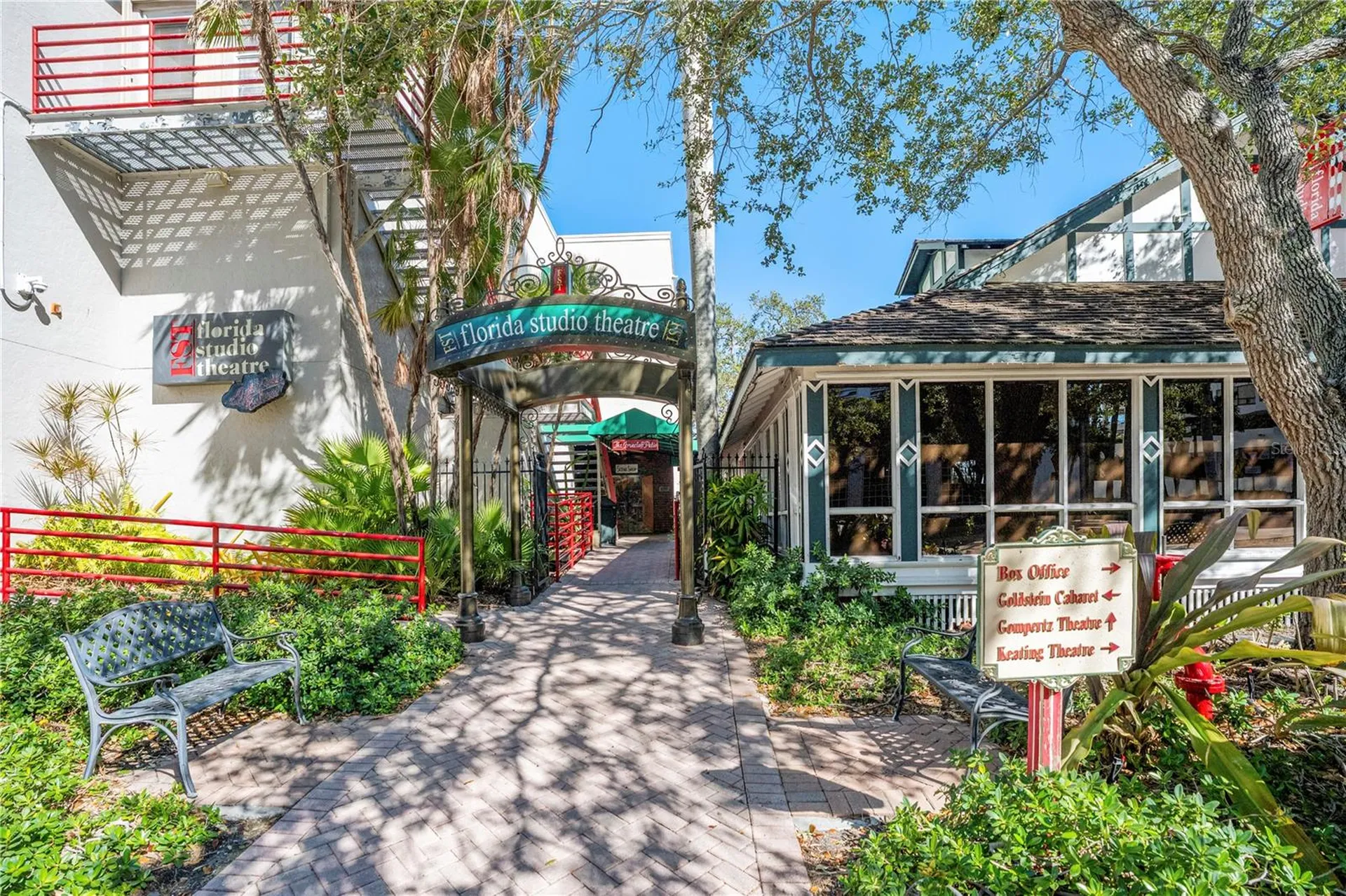 1221 N Palm Avenue Sarasota FL 34236