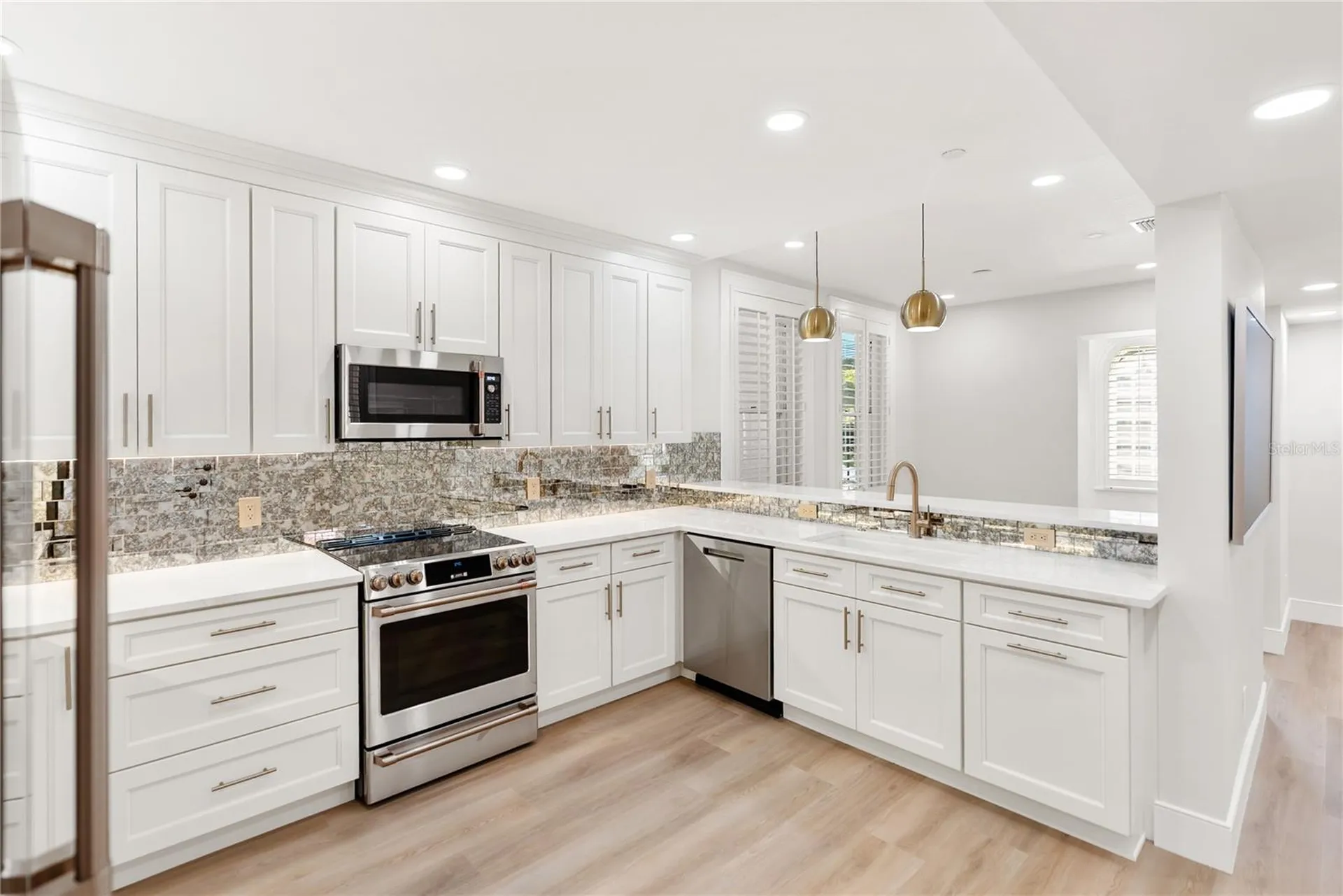 1221 N Palm Avenue Sarasota FL 34236