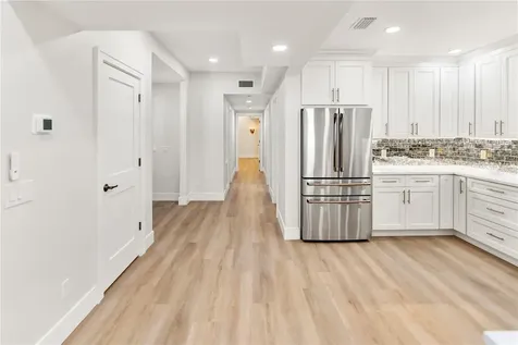 1221 N Palm Avenue Sarasota FL 34236