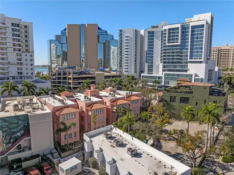 1221 N Palm Avenue Sarasota FL 34236
