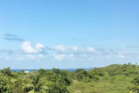 109 Santa María Vieques PR 00765