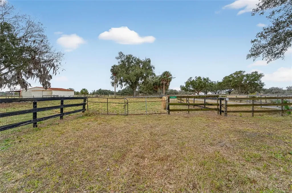 2181 E Trapnell Road Plant City FL 33566