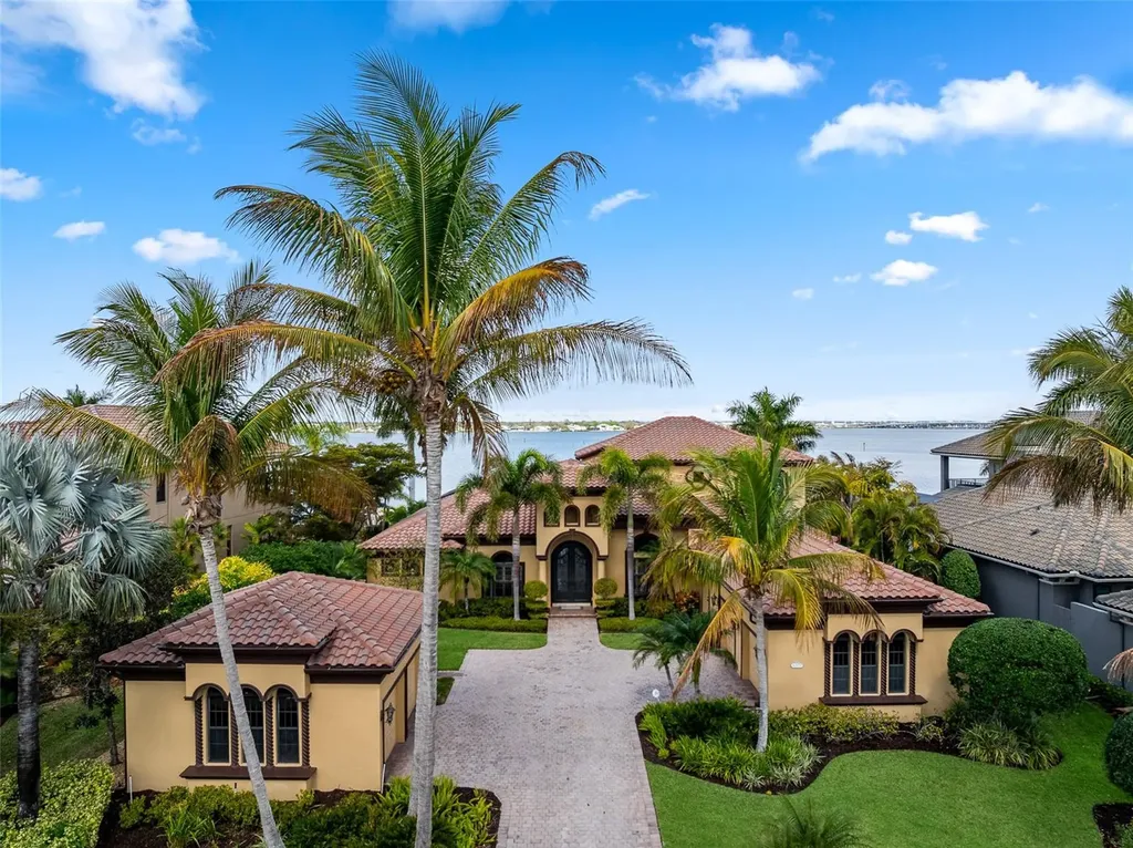 4003 Hawk Island Drive Bradenton FL 34208