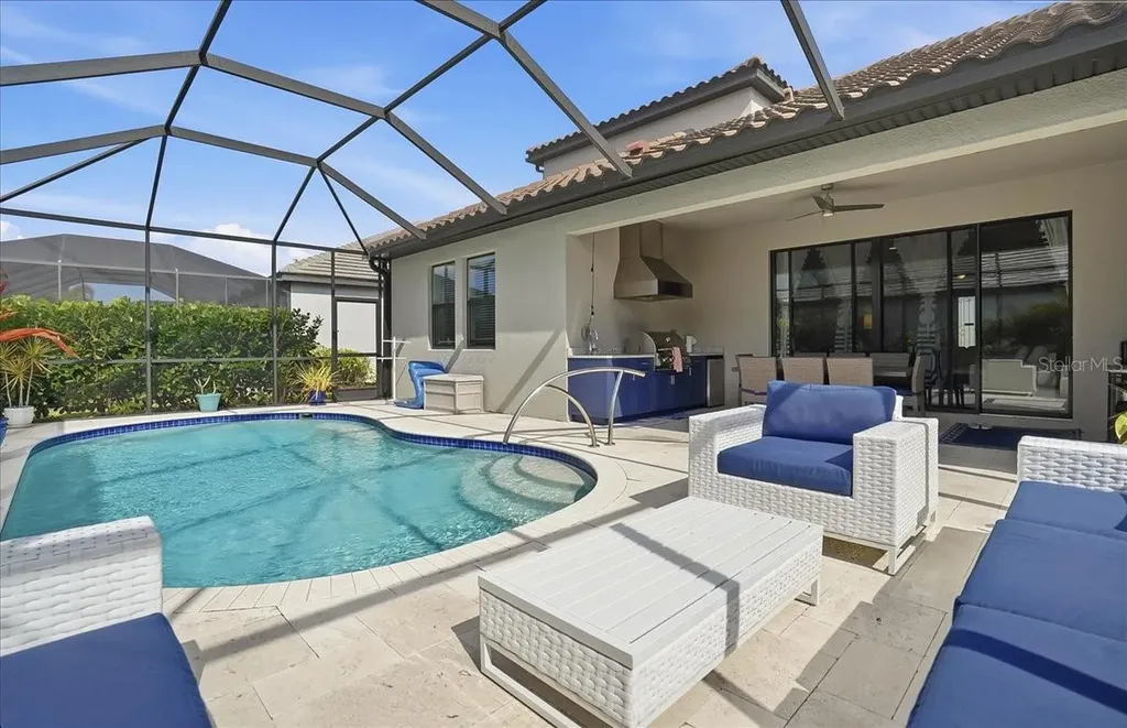 2028 Woodleaf Hammock Court Bradenton FL 34211