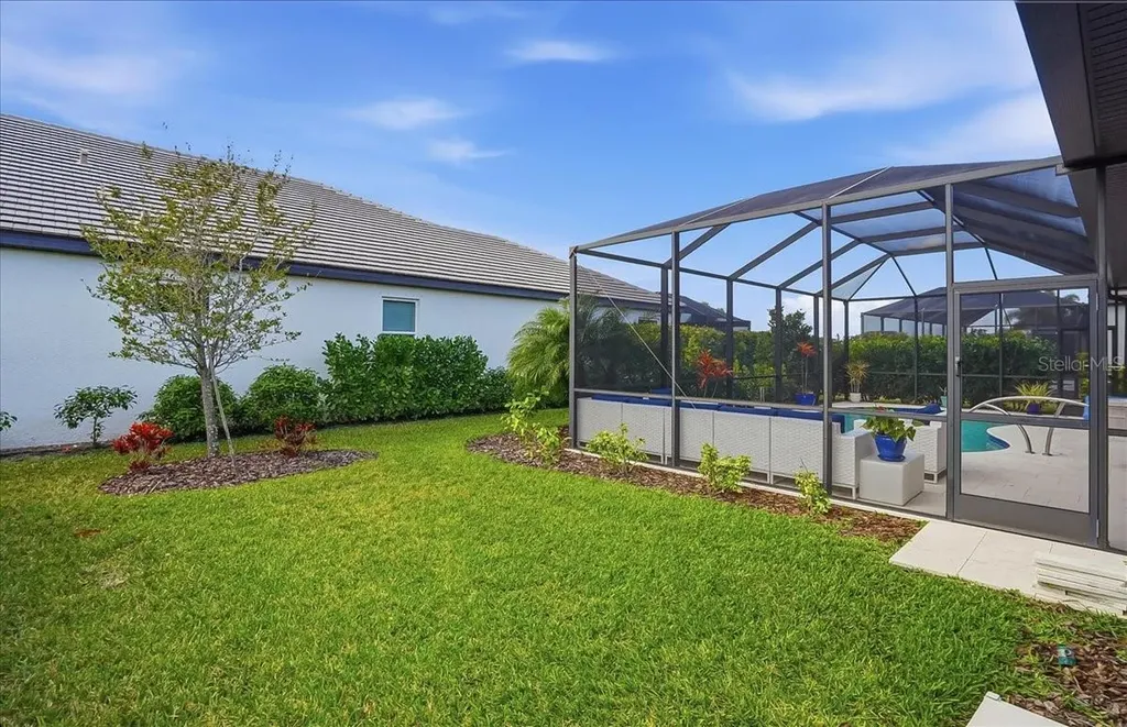 2028 Woodleaf Hammock Court Bradenton FL 34211