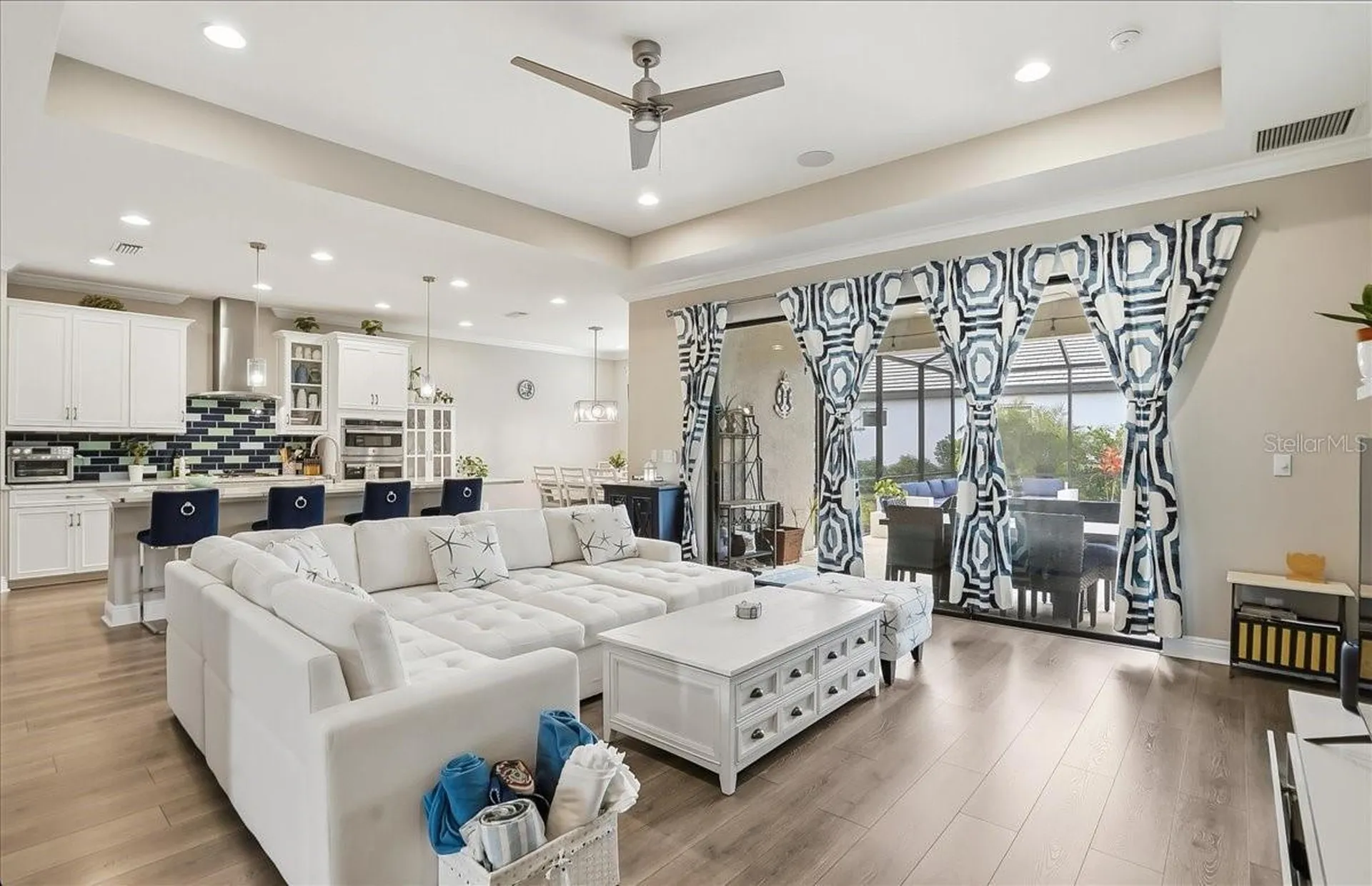 2028 Woodleaf Hammock Court Bradenton FL 34211