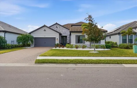 2028 Woodleaf Hammock Court Bradenton FL 34211