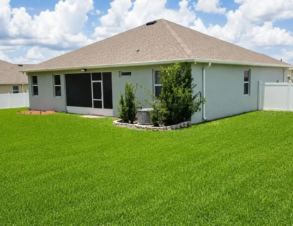 1320 SE 63rd Court Road Ocala FL 34472