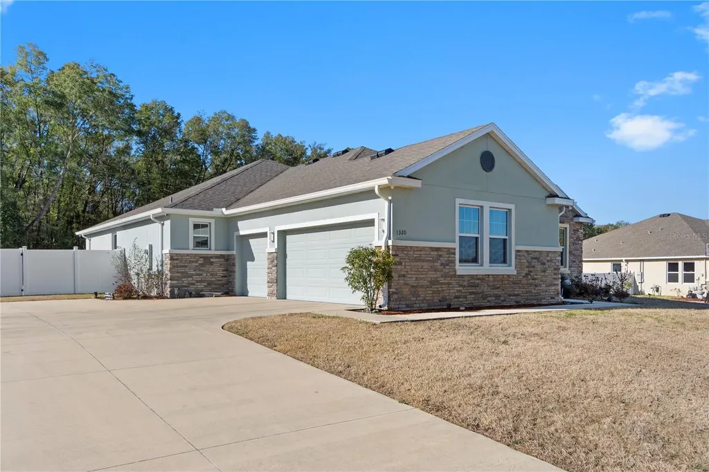 1320 SE 63rd Court Road Ocala FL 34472