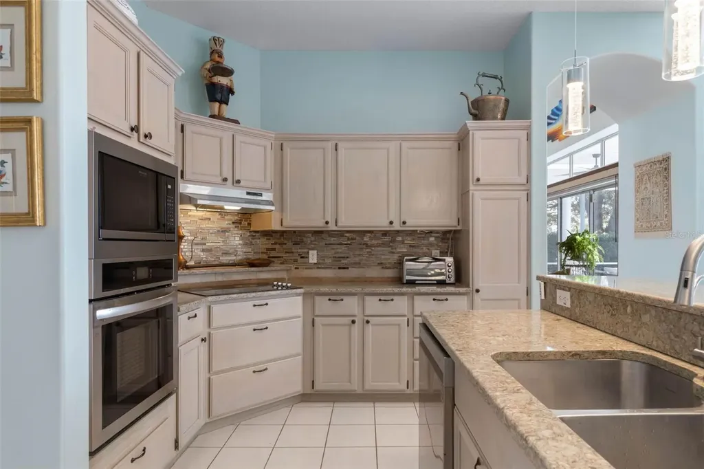 10 Chelsea Court Palm Coast FL 32137