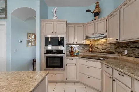 10 Chelsea Court Palm Coast FL 32137