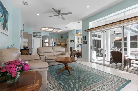 10 Chelsea Court Palm Coast FL 32137