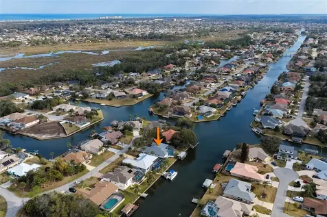 10 Chelsea Court Palm Coast FL 32137