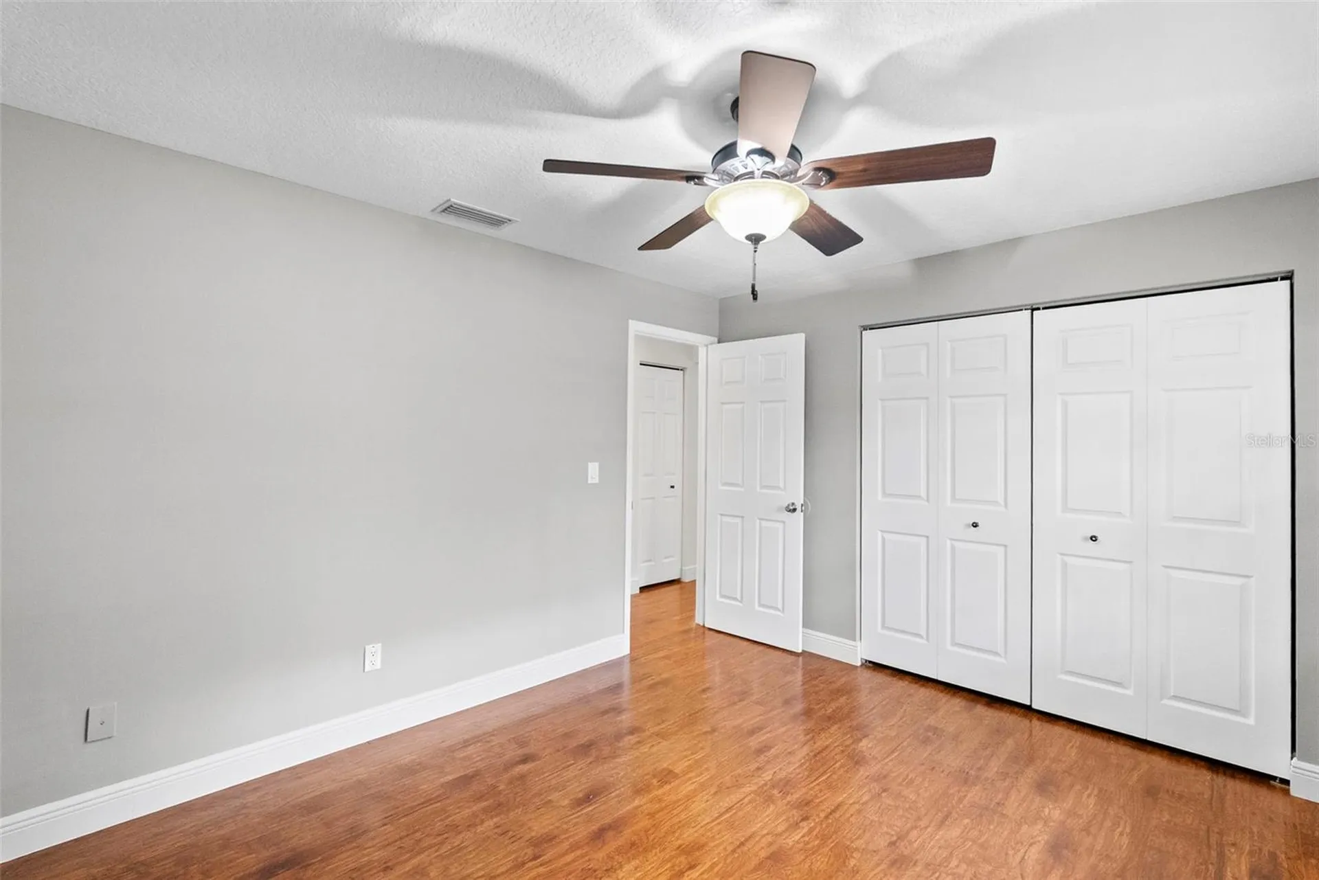 723 Pent Street Tarpon Springs FL 34689
