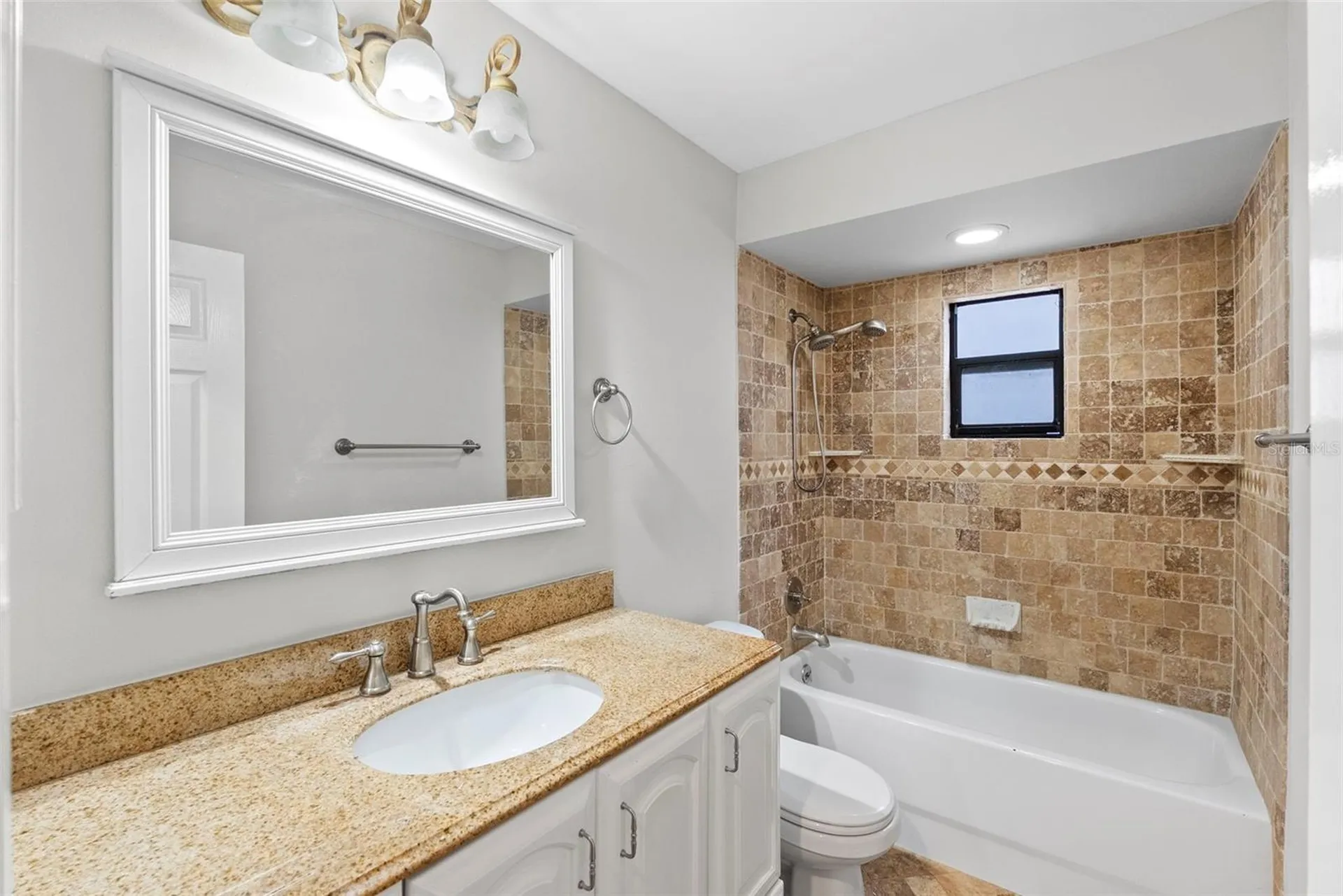723 Pent Street Tarpon Springs FL 34689