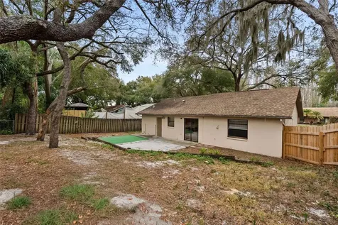 723 Pent Street Tarpon Springs FL 34689