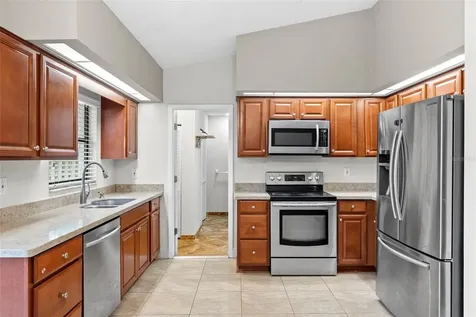 723 Pent Street Tarpon Springs FL 34689