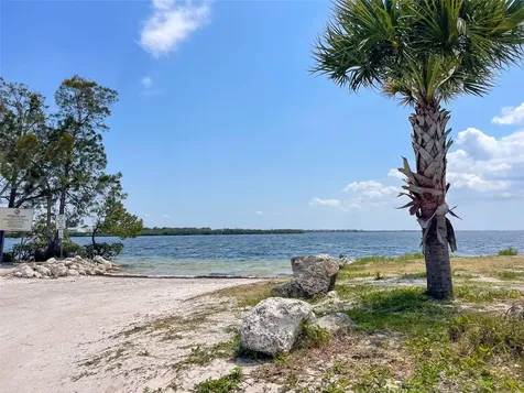 723 Pent Street Tarpon Springs FL 34689