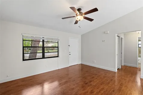 723 Pent Street Tarpon Springs FL 34689