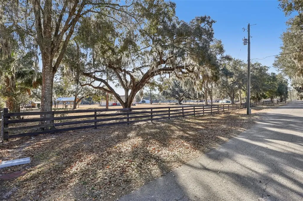 518 Cr 312 Bushnell FL 33513