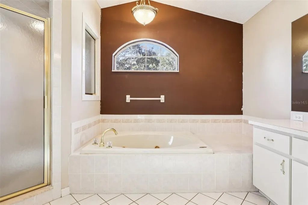 518 Cr 312 Bushnell FL 33513