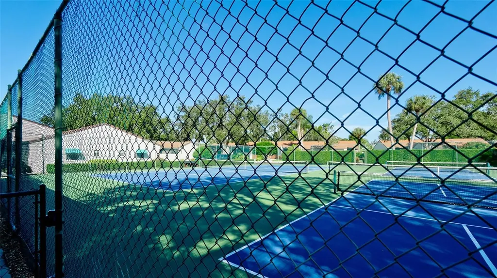 4527 Park Lake Terrace N Bradenton FL 34209