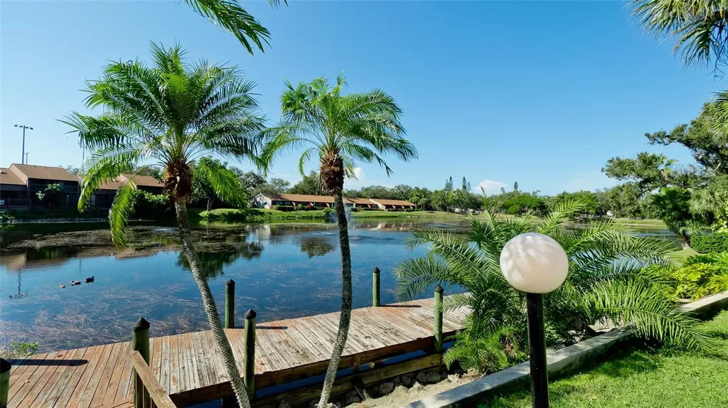 4527 Park Lake Terrace N Bradenton FL 34209
