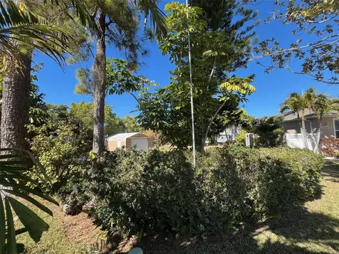 Lot 96 Blue Jay Circle Palm Harbor FL 34683