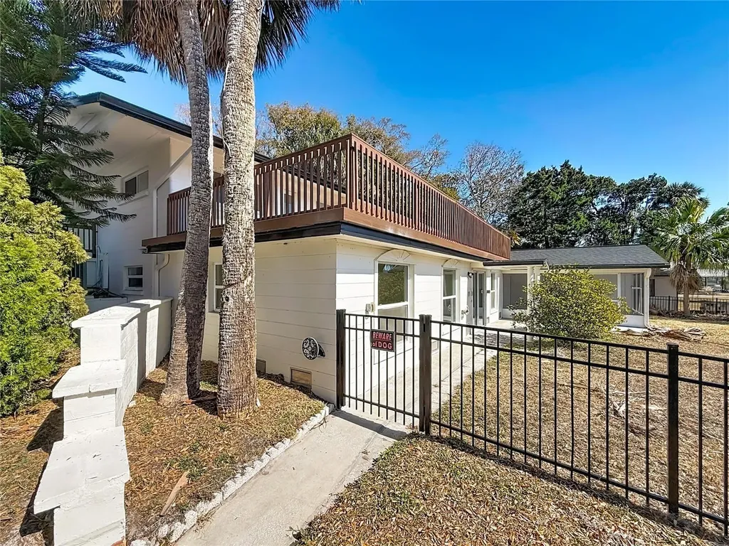 6108 Oak Ridge Avenue New Port Richey FL 34653