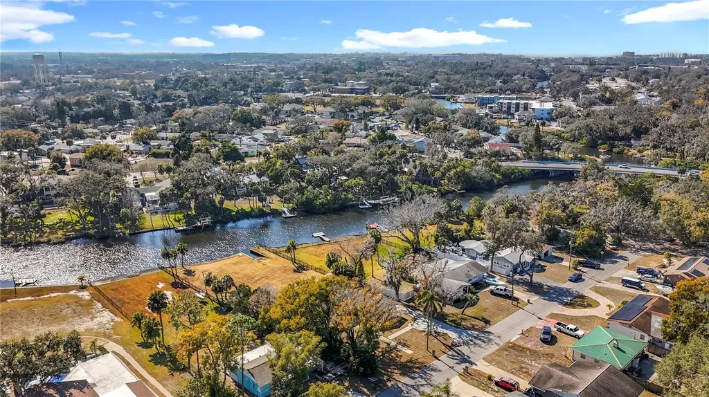 6108 Oak Ridge Avenue New Port Richey FL 34653