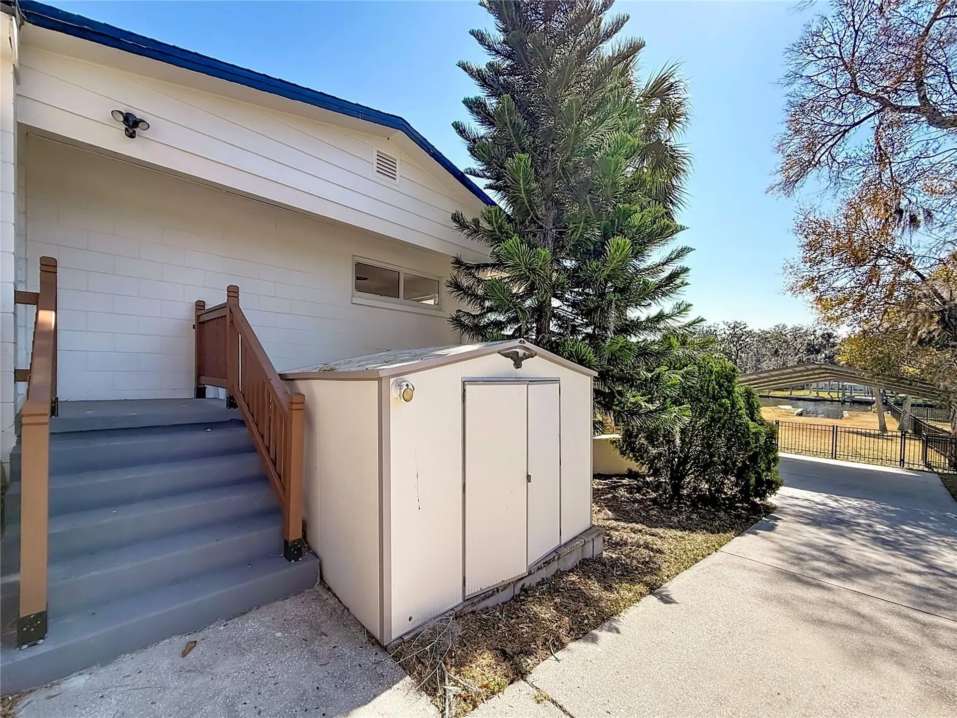 6108 Oak Ridge Avenue New Port Richey FL 34653