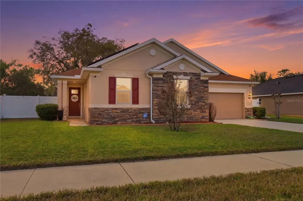 129 Alexandria Circle Deland FL 32724