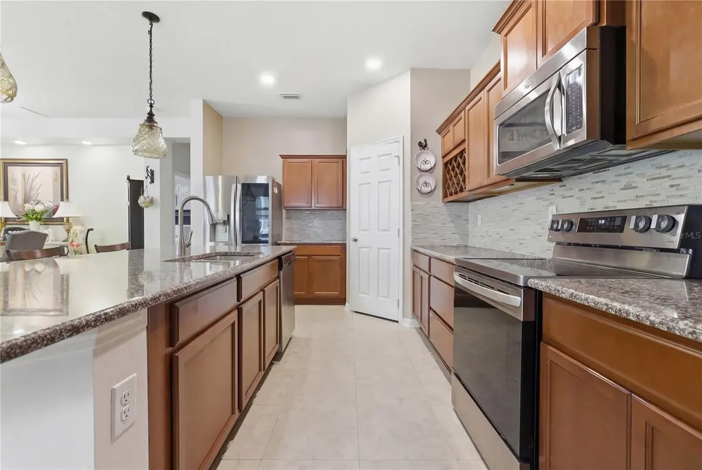 129 Alexandria Circle Deland FL 32724