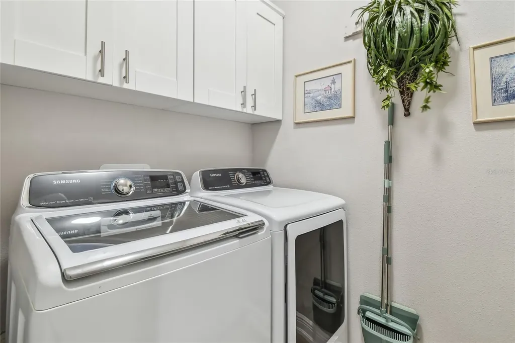 17 Franklin Court S St Petersburg FL 33711