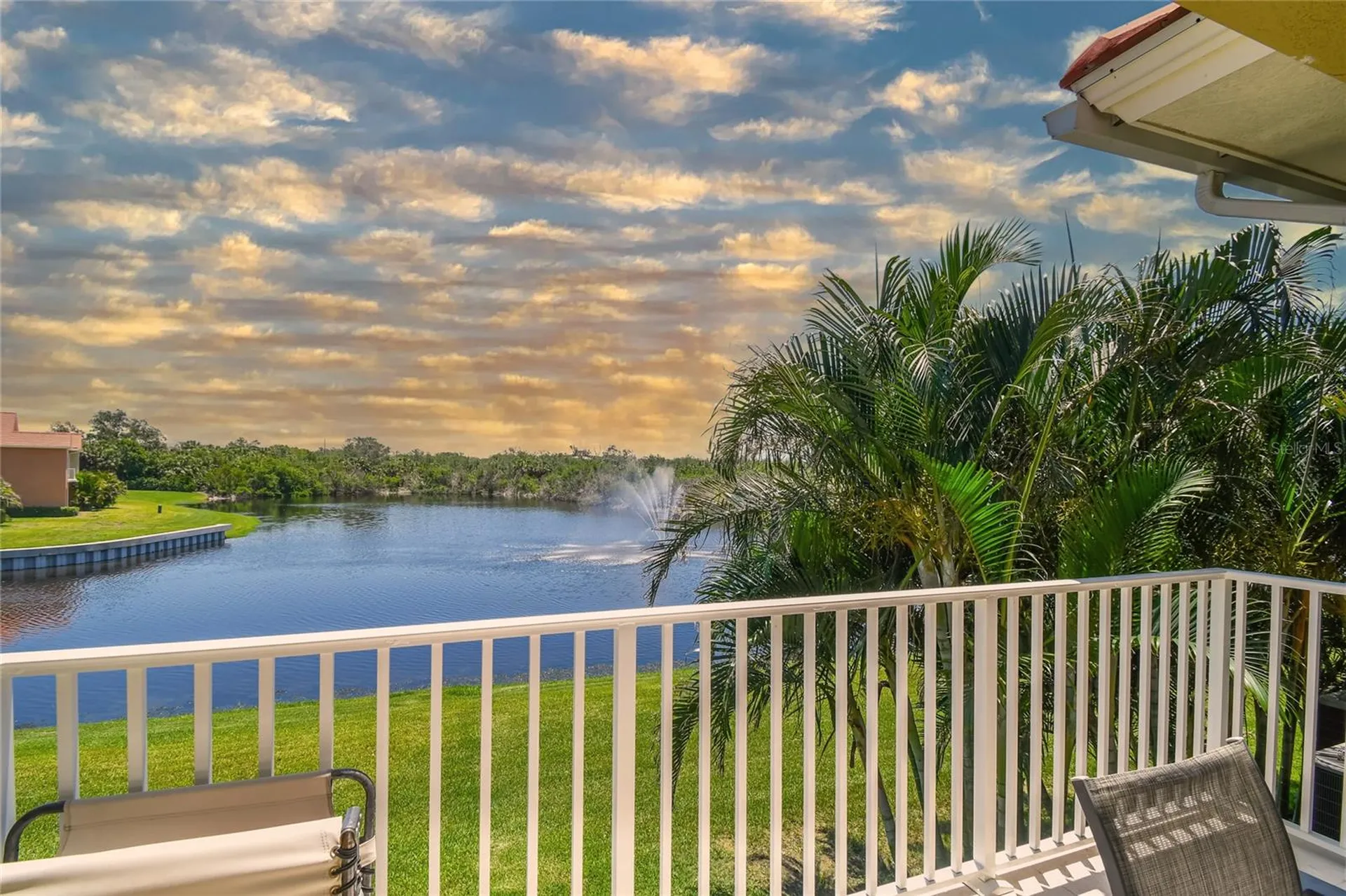 17 Franklin Court S St Petersburg FL 33711