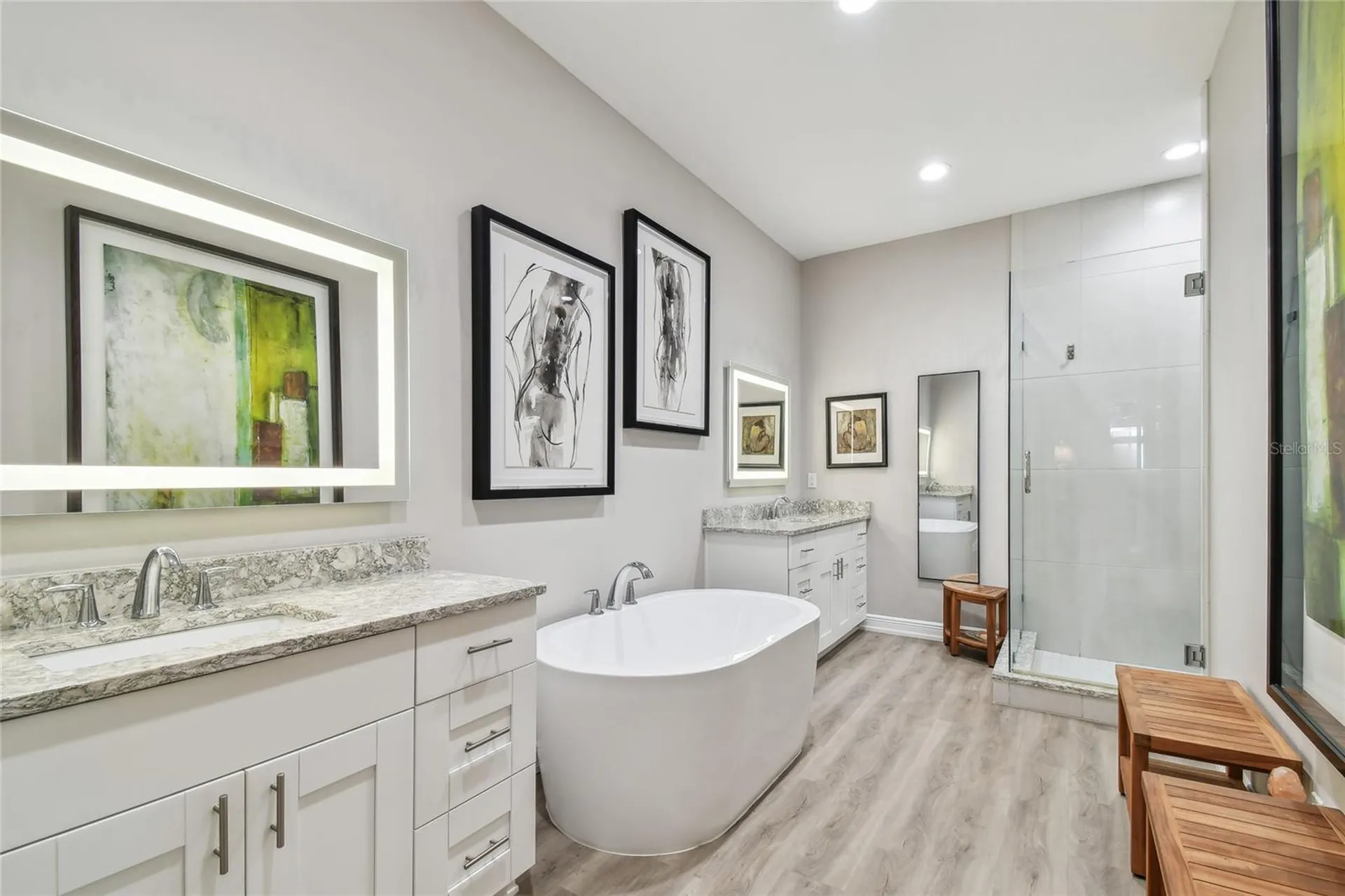 17 Franklin Court S St Petersburg FL 33711