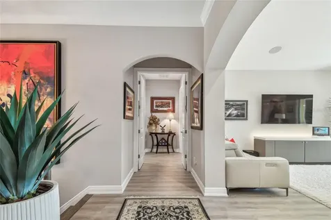 17 Franklin Court S St Petersburg FL 33711