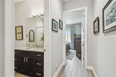 17 Franklin Court S St Petersburg FL 33711