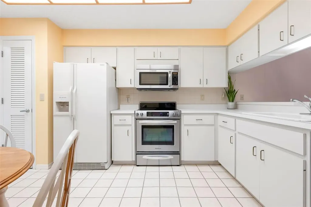 3920 Wilshire Court Sarasota FL 34238