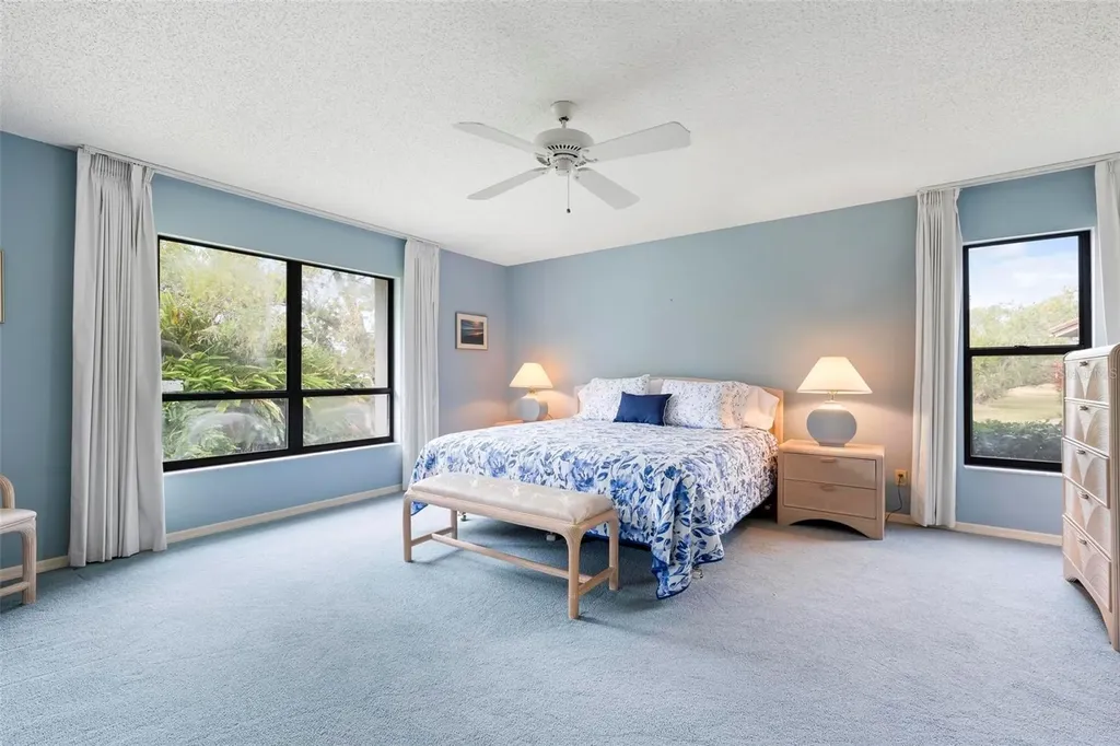3920 Wilshire Court Sarasota FL 34238