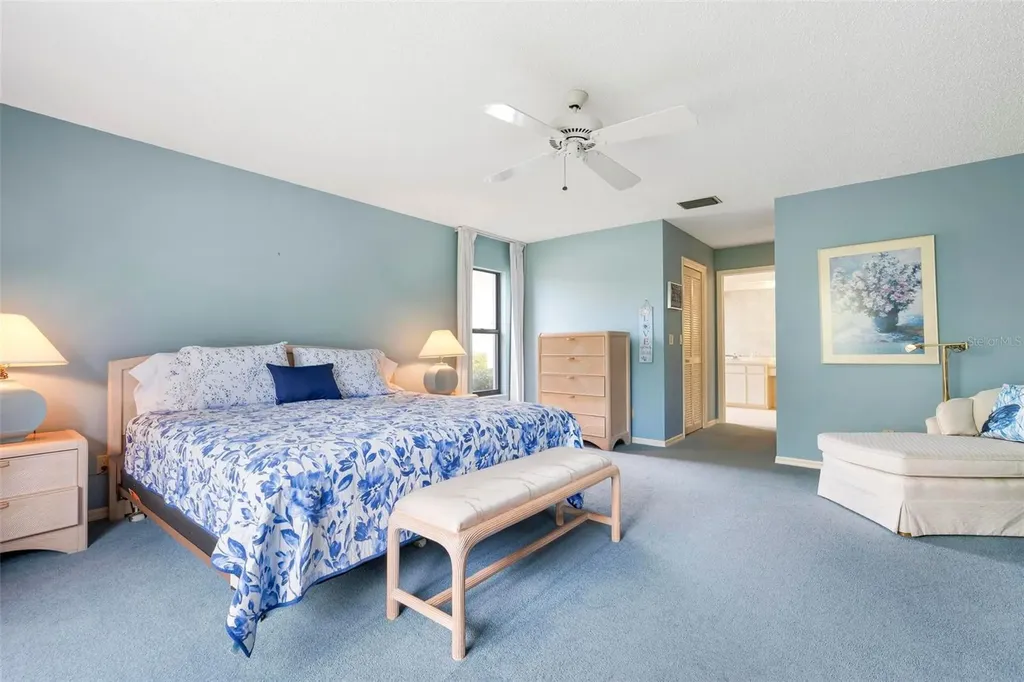 3920 Wilshire Court Sarasota FL 34238