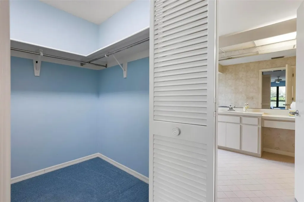 3920 Wilshire Court Sarasota FL 34238