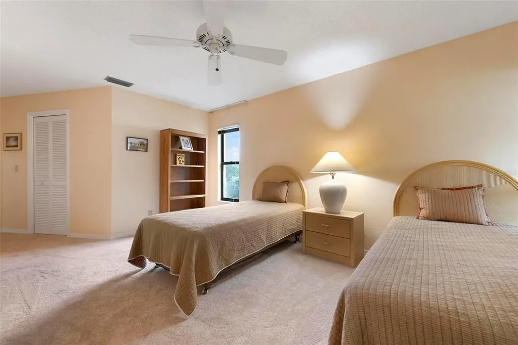 3920 Wilshire Court Sarasota FL 34238