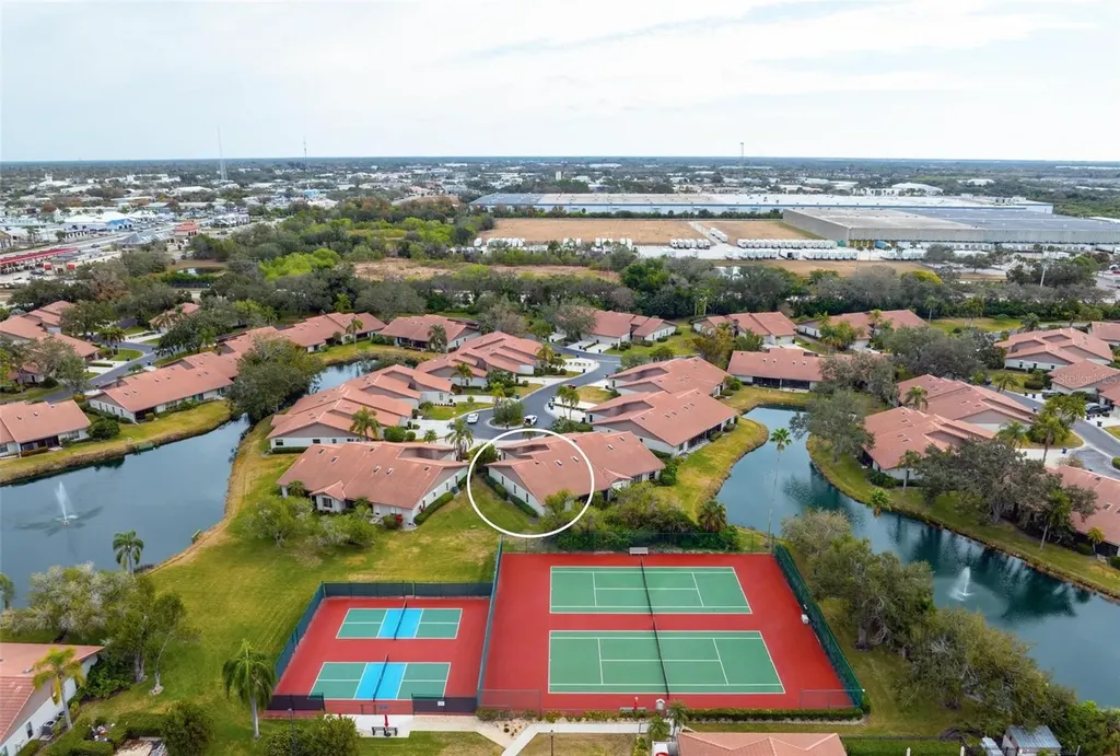 3920 Wilshire Court Sarasota FL 34238