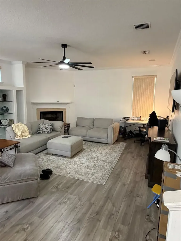 218 Piney Woods Apopka FL 32703